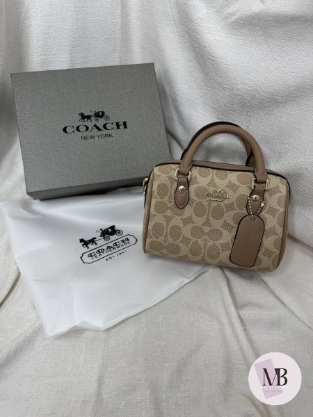 Coach speedy ميني