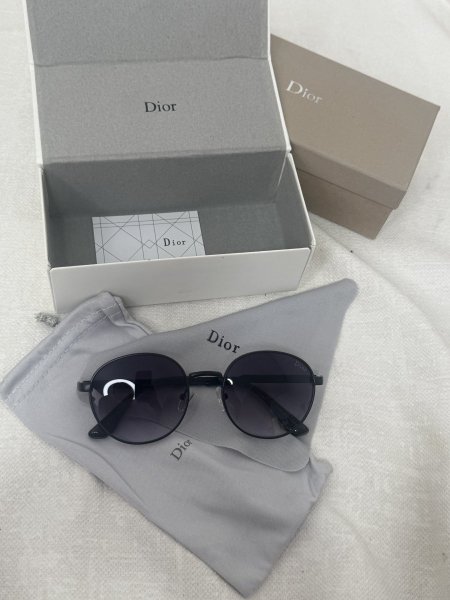 نظارة dior اسود